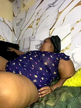 chubbybbw18 online show from October 2025 02:39:02 PM
