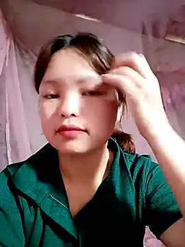 XoiXoi232 online show from October 2025 12:12:01 AM