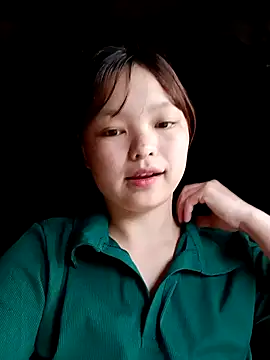 XoiXoi232 online show from October 2025 10:18:02 AM