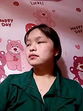 XoiXoi232 online show from November 2025 05:32:02 AM