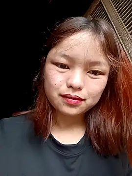 XoiXoi232 online show from September 2025 01:44:02 AM