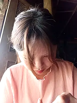 XoiXoi232 online show from October 2025 01:29:02 AM