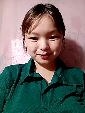 XoiXoi232 online show from October 2025 04:47:01 AM