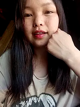 XoiXoi232 online show from April 2026 02:35:01 AM