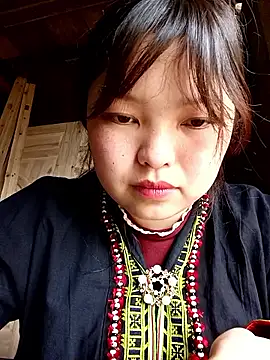 XoiXoi232 online show from February 2026 05:05:02 AM