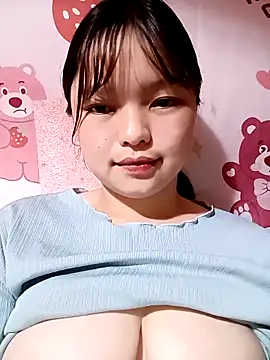 XoiXoi232 online show from November 2025 02:50:02 AM