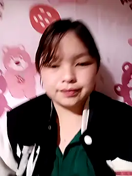 XoiXoi232 online show from November 2025 04:39:02 AM