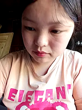 XoiXoi232 online show from April 2026 01:20:02 AM