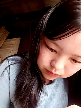 XoiXoi232 online show from March 2026 10:38:01 AM