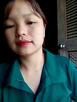 XoiXoi232 online show from October 2025 12:34:01 AM