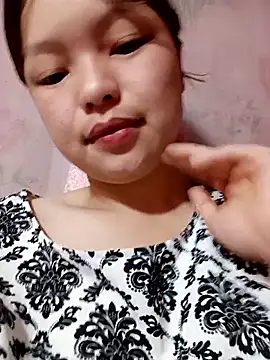 XoiXoi232 online show from September 2025 11:04:02 PM