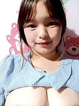 XoiXoi232 online show from October 2025 01:55:01 PM