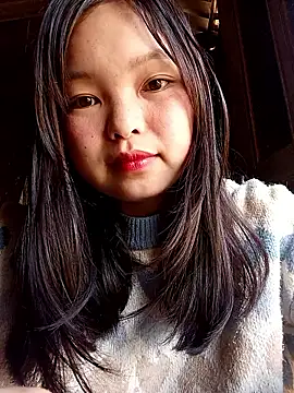 XoiXoi232 online show from February 2026 03:51:01 AM