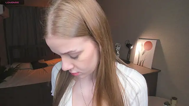 Snapshot of OdellaFrake chatting on November 2025 08:09:02 PM OdellaFrake online show from November 2025 08:09:02 PM