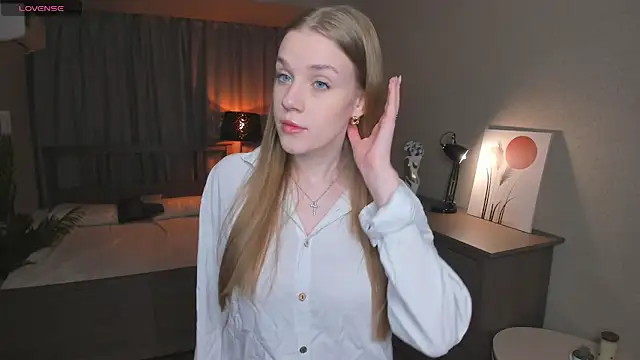 Snapshot of OdellaFrake chatting on December 2025 07:24:02 PM OdellaFrake online show from December 2025 07:24:02 PM