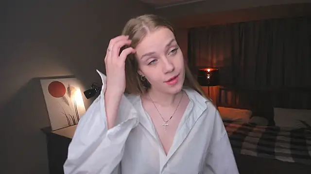 Snapshot of OdellaFrake chatting on September 2025 07:54:02 PM OdellaFrake online show from September 2025 07:54:02 PM