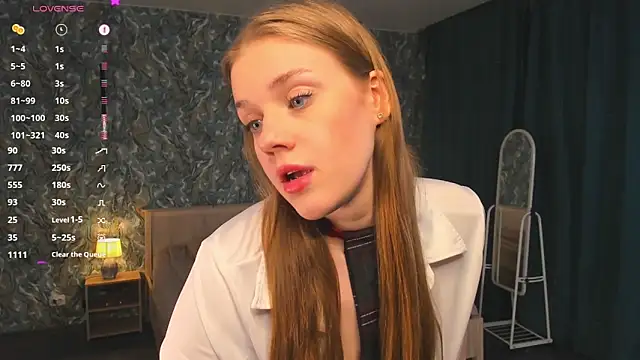 OdellaFrake online show from April 2026 07:40:02 PM