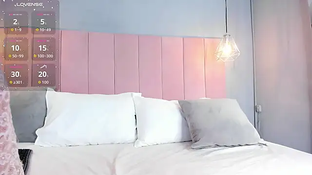 Cloe Black online show from November 2025 04:41:01 AM