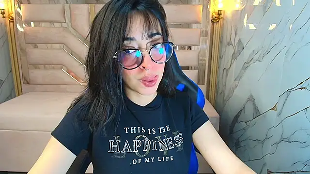 zoe r  online show from November 2025 03:22:02 AM