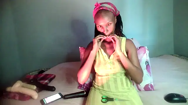 blueyXxX online show from May 2026 12:45:01 PM