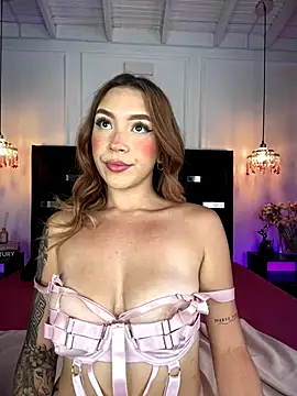 Snapshot of AmberAngelXXX chatting on September 2025 09:39:01 PM AmberAngelXXX online show from September 2025 09:39:01 PM