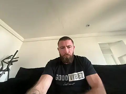 biggdickbandit92 online show from March 2026 05:49:01 PM