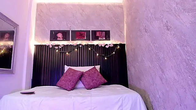 dark  nymph online show from September 2025 11:50:01 AM