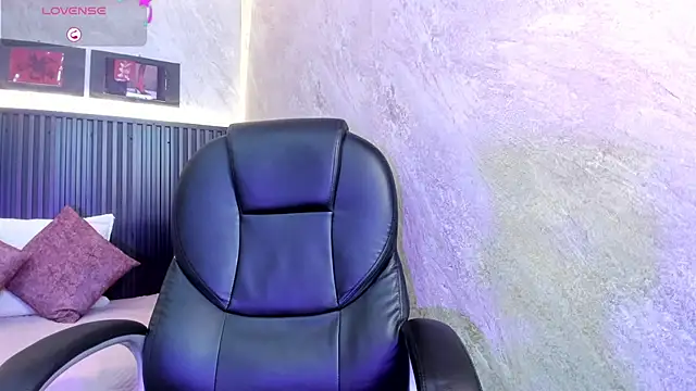 dark  nymph online show from September 2025 12:20:01 PM