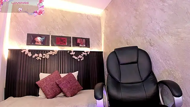 dark  nymph online show from October 2025 10:39:01 AM