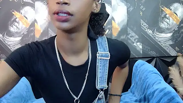 Lilmisbaddyxxx online show from February 2026 07:32:01 PM