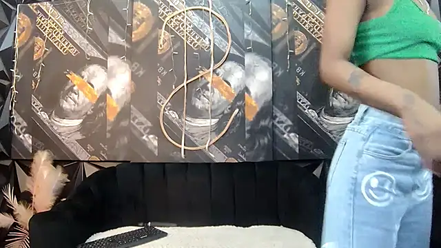 Lilmisbaddyxxx online show from December 2025 05:19:01 PM