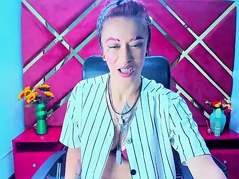 Kataleya Luck online show from November 2025 03:43:02 AM