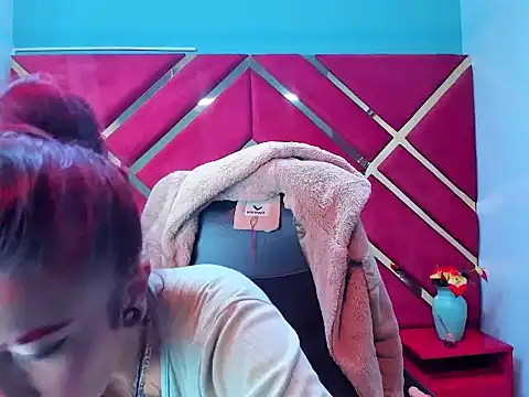 Kataleya Luck online show from November 2025 03:44:01 AM