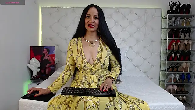 yury m2  online show from October 2025 02:15:01 AM