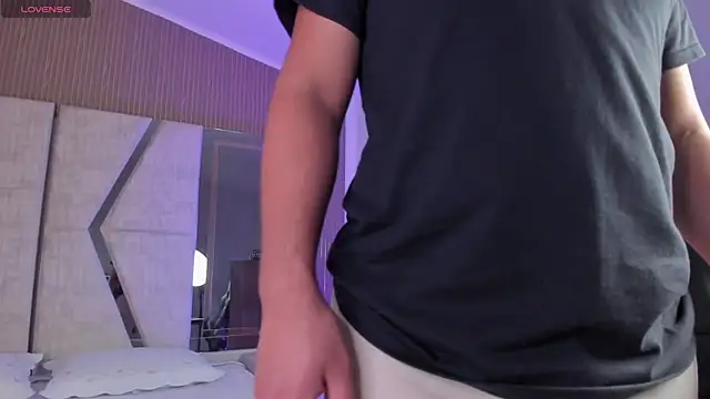 Axel grey  online show from April 2026 12:34:01 PM