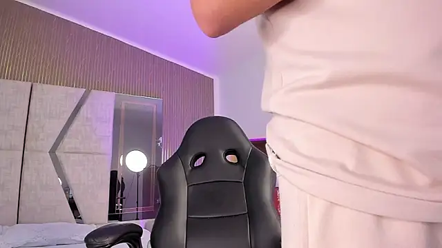 Axel grey  online show from February 2026 12:46:02 PM