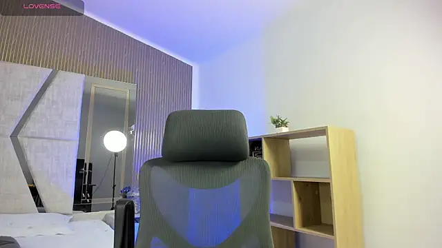 Axel grey  online show from January 2026 12:33:01 PM