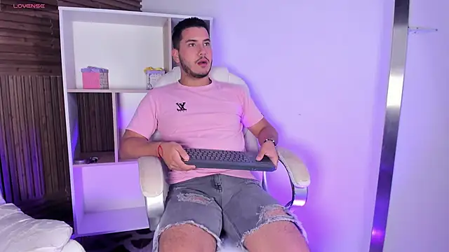 Axel grey  online show from November 2025 12:41:01 PM