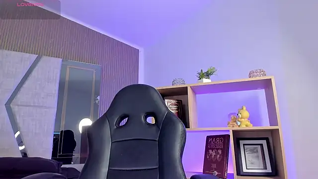 Axel grey  online show from April 2026 12:44:02 PM