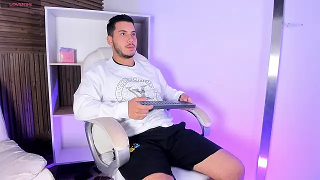 Axel grey  online show from November 2025 01:04:02 PM