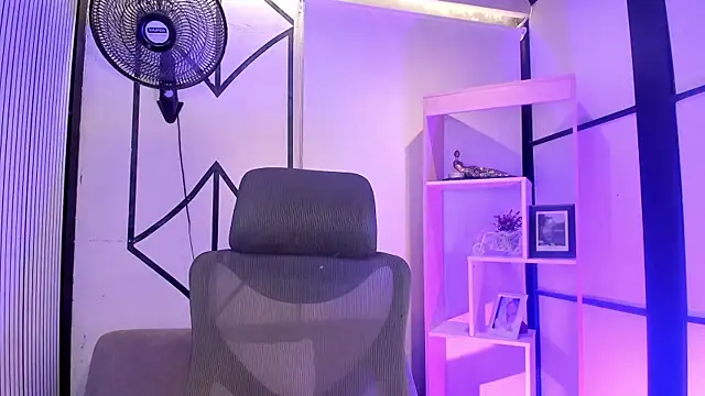 Snapshot of Axel_grey_ chatting on June 2026 05:08:02 AM Axel grey online show from June 2026 05:08:02 AM