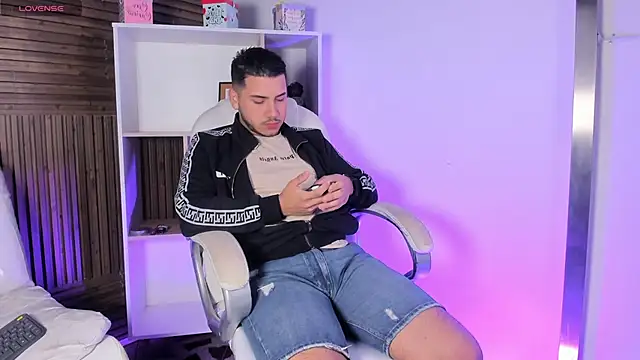 Axel grey  online show from November 2025 12:27:02 PM