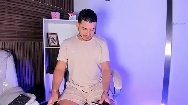 Axel grey  online show from November 2025 12:16:02 PM