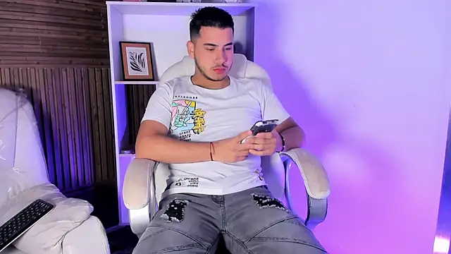 Axel grey  online show from December 2025 12:15:02 PM