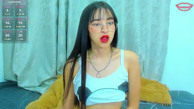 Snapshot of _Amatista_Fire chatting on November 2025 01:58:01 PM Amatista Fire online show from November 2025 01:58:01 PM