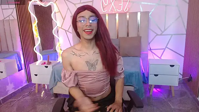 CYRUS TAY online show from November 2025 05:24:01 PM