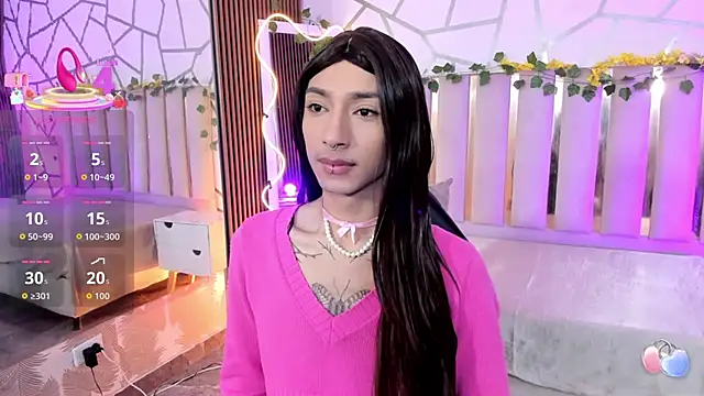 CYRUS TAY online show from June 2026 08:47:01 PM