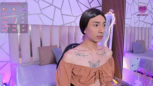 CYRUS TAY online show from April 2026 01:37:01 PM