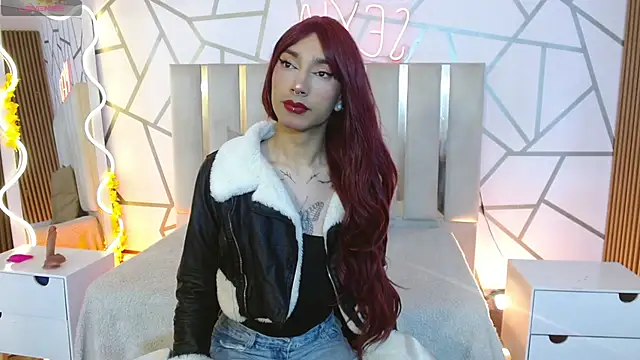 CYRUS TAY online show from December 2025 12:31:01 PM