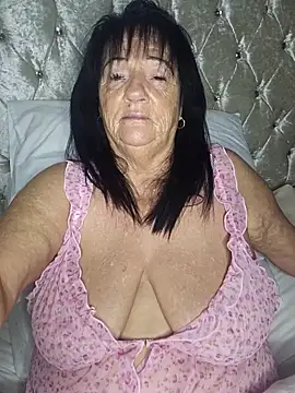 Angeldelightt online show from November 2025 09:14:01 PM